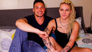 Горячее порно 4K - Finish Line Frenzy: Charlie Moore and Darian Tyrell Face Off! бесплатно на TREXPORN.NET