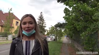 Бесплатное 4K порно с Car Massacre with Blonde Czech Girl and Big Tits только на TREXPORN.NET