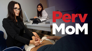 Горячее порно 4K - Hard Labor or Slackin' Off? бесплатно на TREXPORN.NET