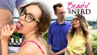 Бесплатное 4K порно с Hot Euro teens fuck on first night только на TREXPORN.NET