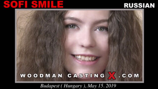 Горячее порно 4K - Teen Sofi Smile Gets Anal бесплатно на TREXPORN.NET