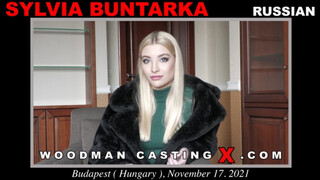 Бесплатное 4K порно с Blonde Bombshell Sylvia Buntarka's Deepthroat Debut только на TREXPORN.NET