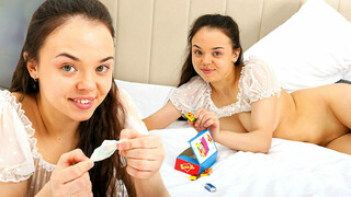Бесплатное 4K порно с Babe Mia Grandy Plays with Herself только на TREXPORN.NET