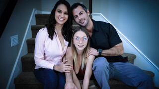 Горячее порно 4K - Bribed by a Fuck: Foster Mom's Naughty Choice бесплатно на TREXPORN.NET