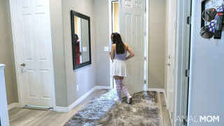 Бесплатное 4K порно с Take Care Of Me только на TREXPORN.NET