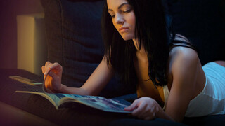 Бесплатное 4K порно с Brunette Solo Striptease Fun только на TREXPORN.NET