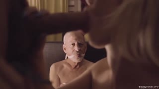 Бесплатное 4K порно с Young Blonde Bella Rose Fucked by Danny Mountain только на TREXPORN.NET