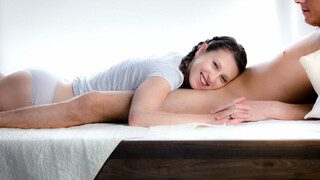 Бесплатное 4K порно с Beautiful Brunette Emylia's Story только на TREXPORN.NET