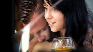 Бесплатное 4K порно с Russian Couple's Outdoor Sex только на TREXPORN.NET